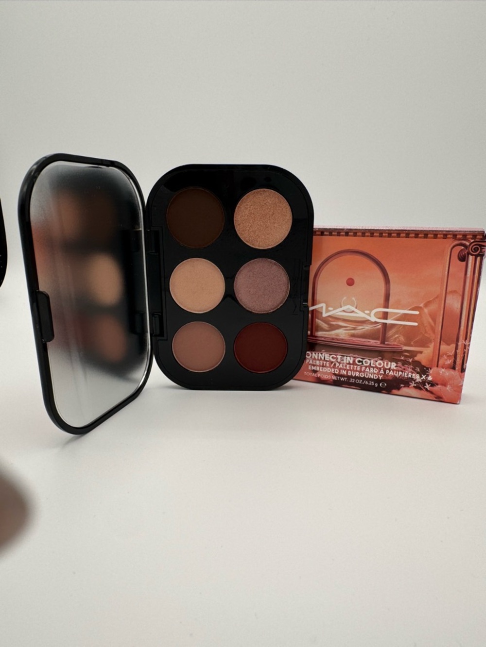 MAC Cosmetics Eyeshadow Palette - Connect in Colour-Embedded in Burgundy